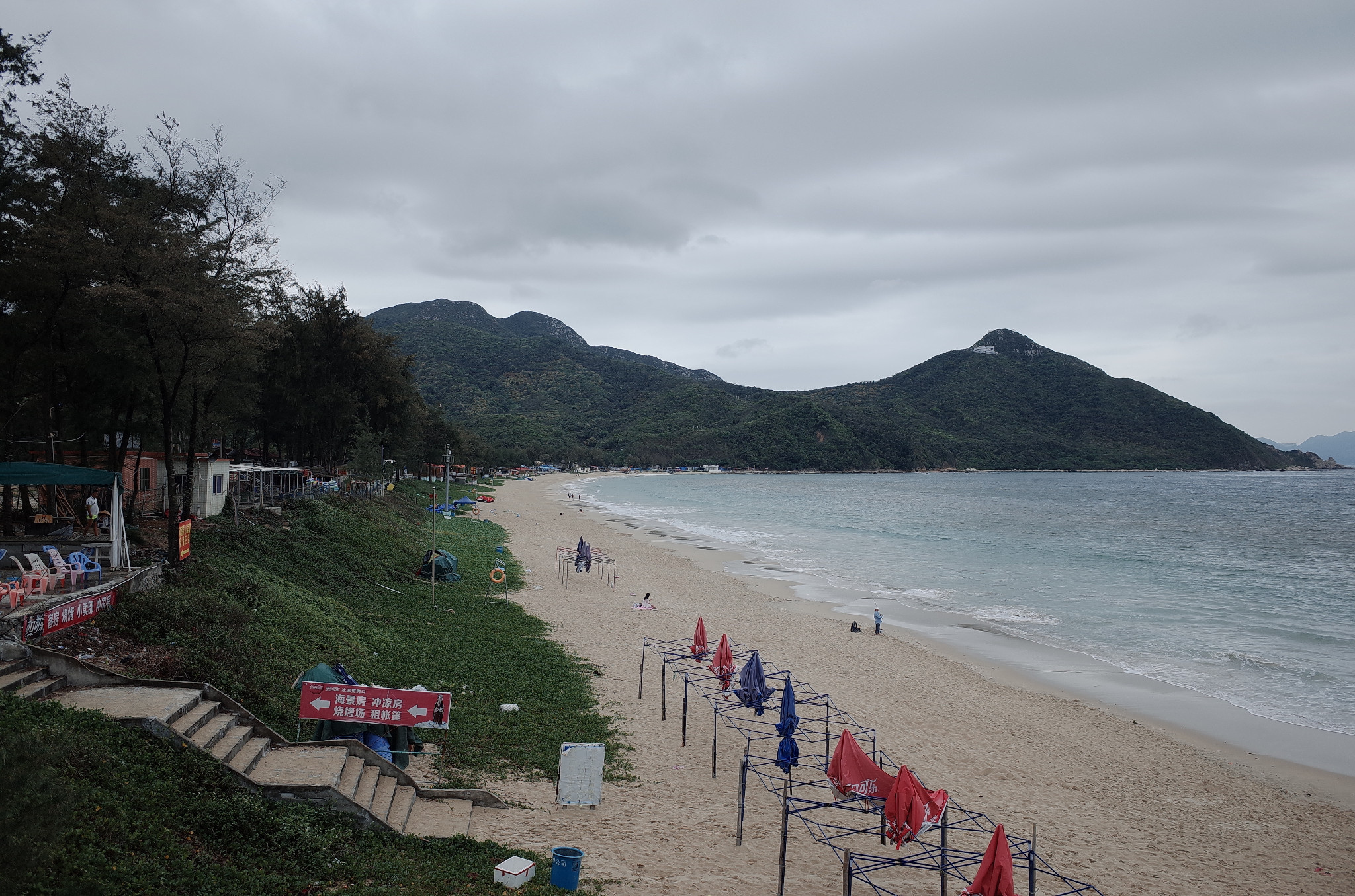 深圳西涌沙滩"粉粉浪吧"---冲浪义工"打工换食宿"的旅行日志