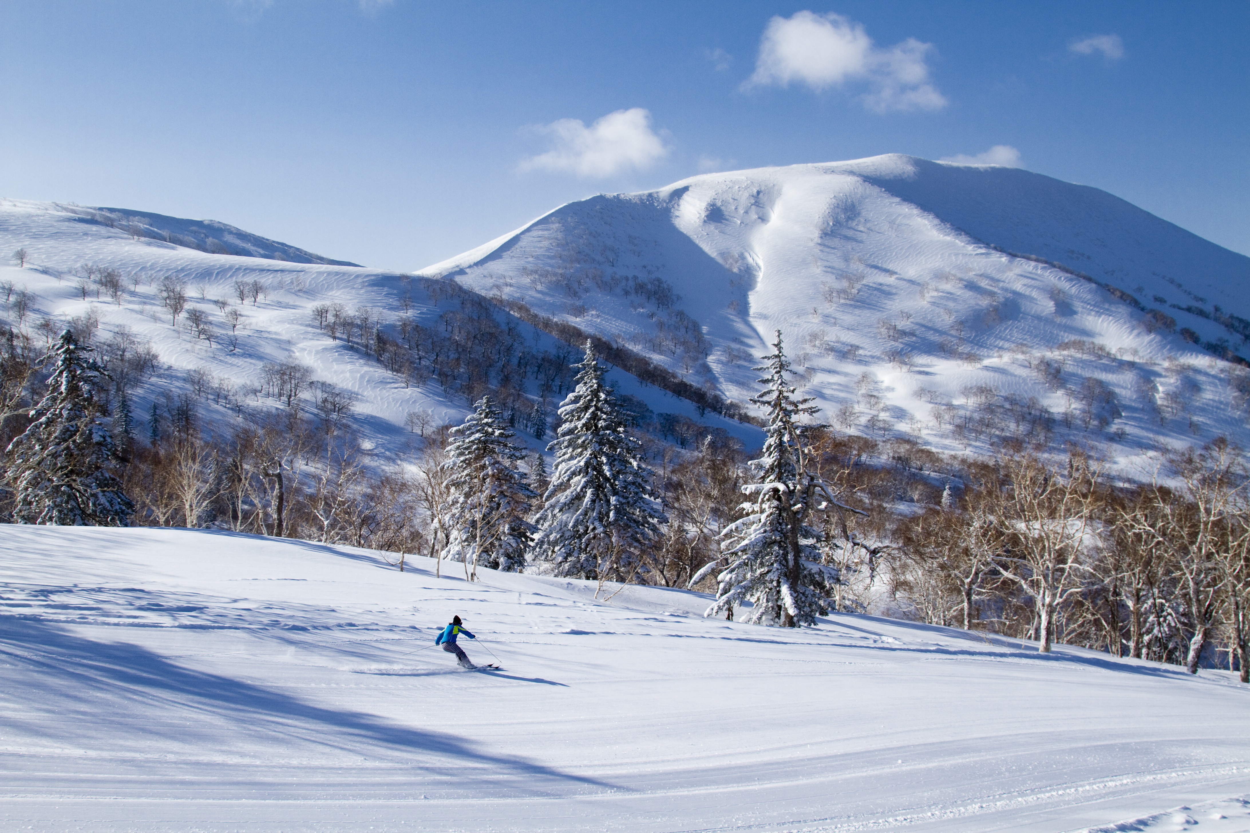 从滑雪场眺望的风景也是极好的,成就了另一个北海道滑雪的魅力