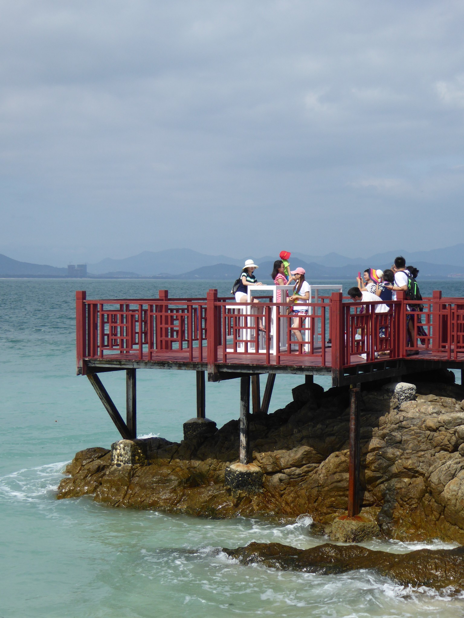 三亚蜈支洲岛观海长廊