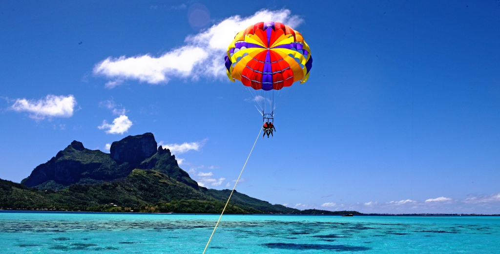 大溪地波拉波拉拖曳伞活动(俯瞰波拉波拉全景 空中飞行 两人一伞)