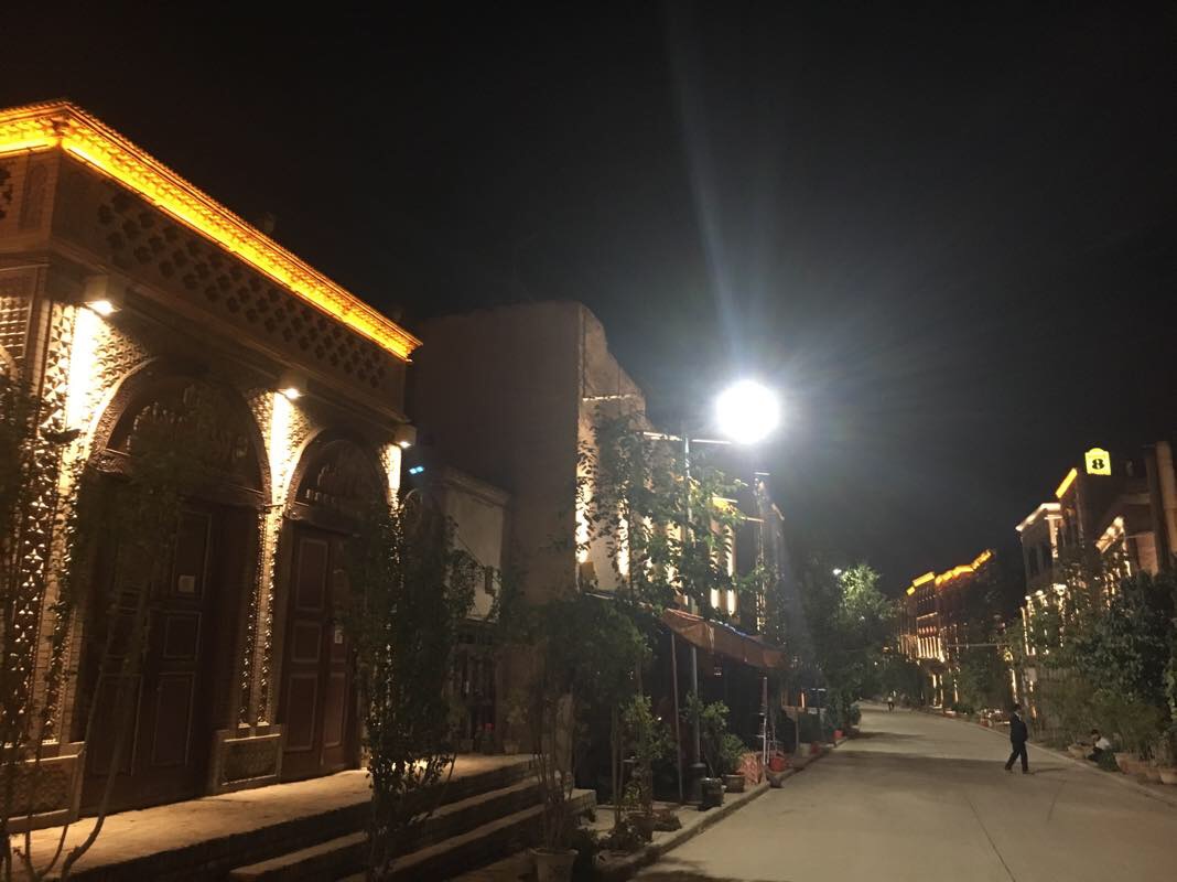 喀什人均_喀什古城图片