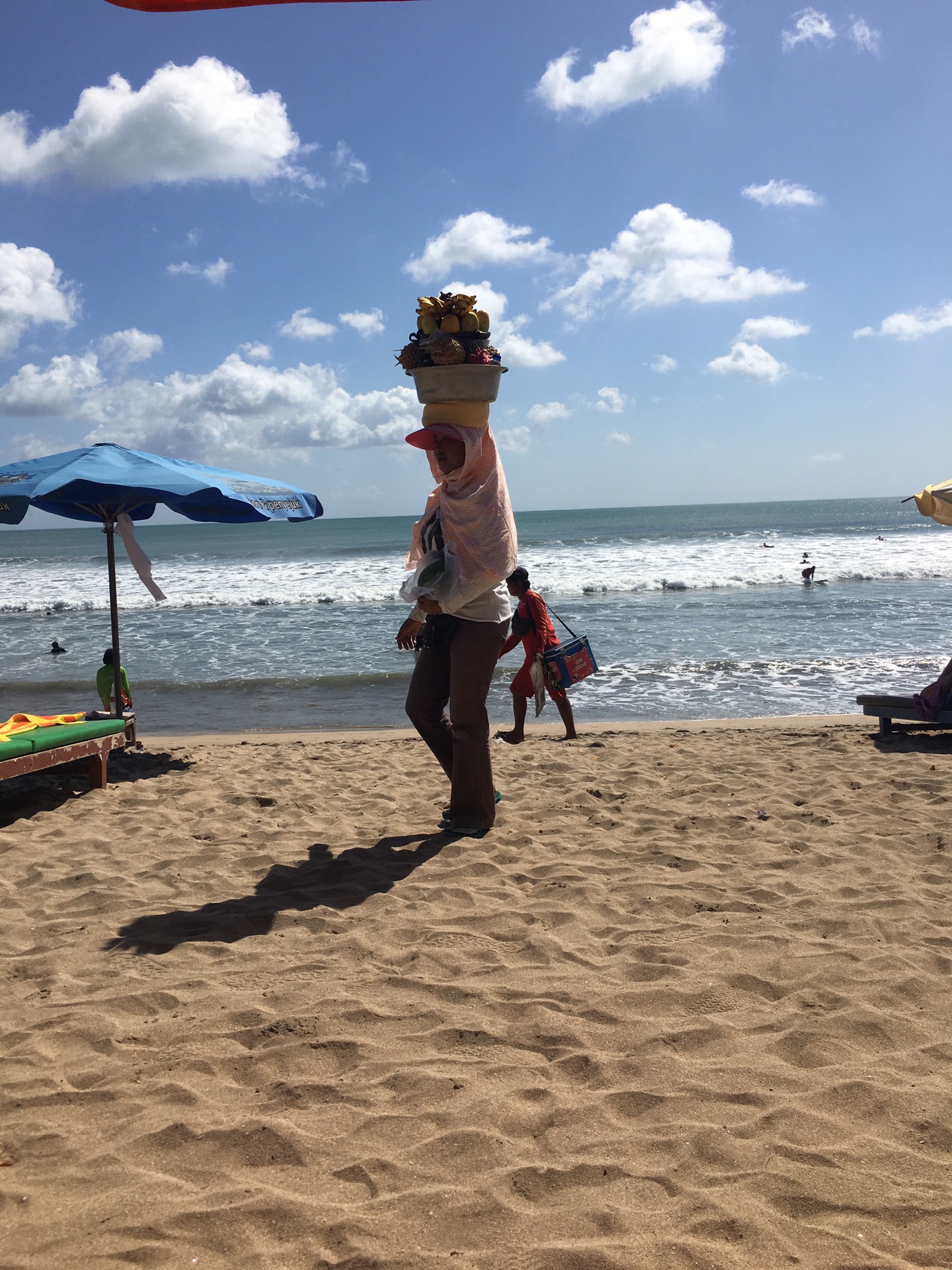 wKgBZ1kncNOANp49AAzuIHZzBMM90.jpeg?imageView2%2F2%2Fw%2F680%2Fq%2F90