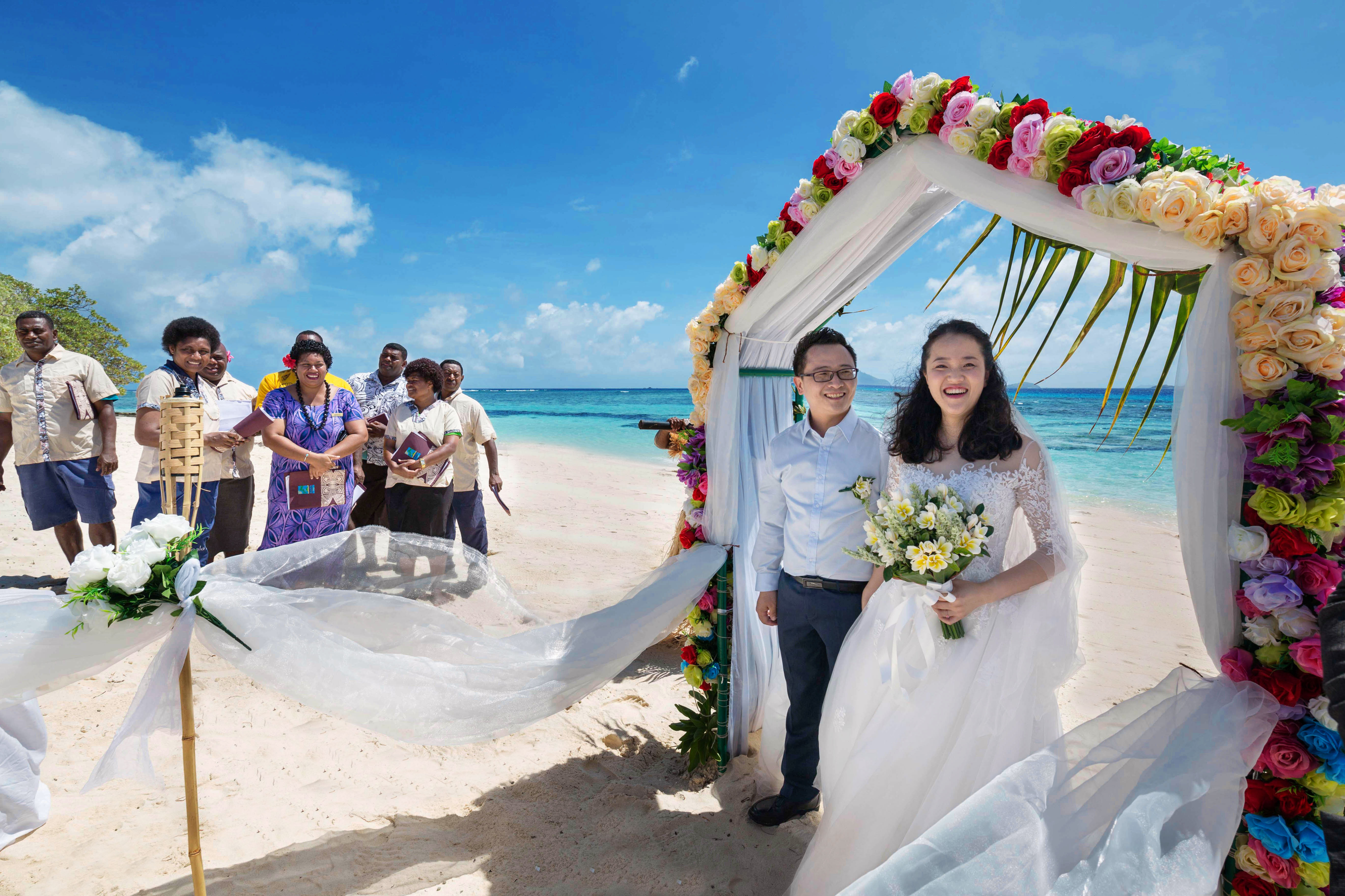 斐济特色婚礼专属量身定制(实景玛娜婚礼纪实示例展示,多彩影像团队