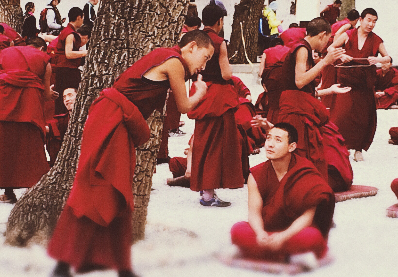 乞丐猜一成语_乞丐要饭图片(3)