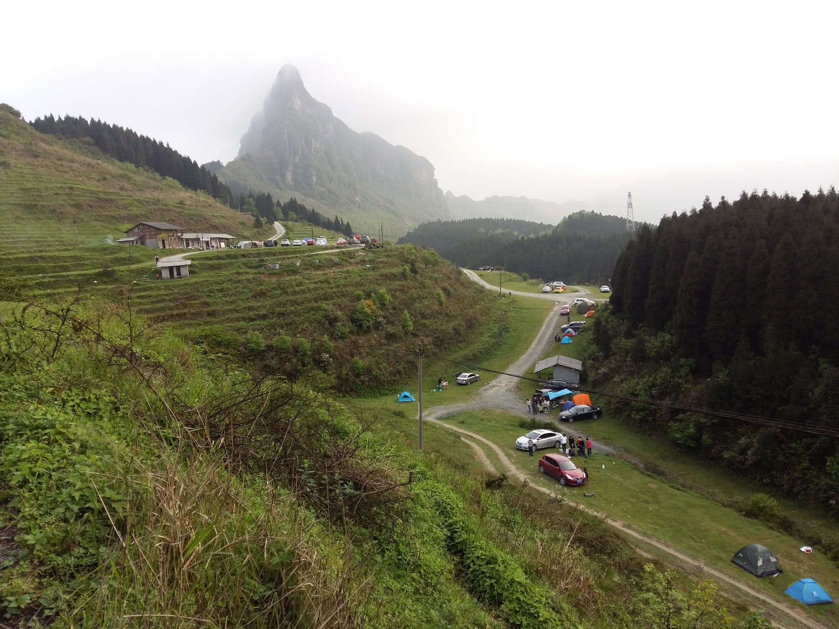 重慶南川馬嘴草坪/風吹嶺草坪露營(2016.5.1)