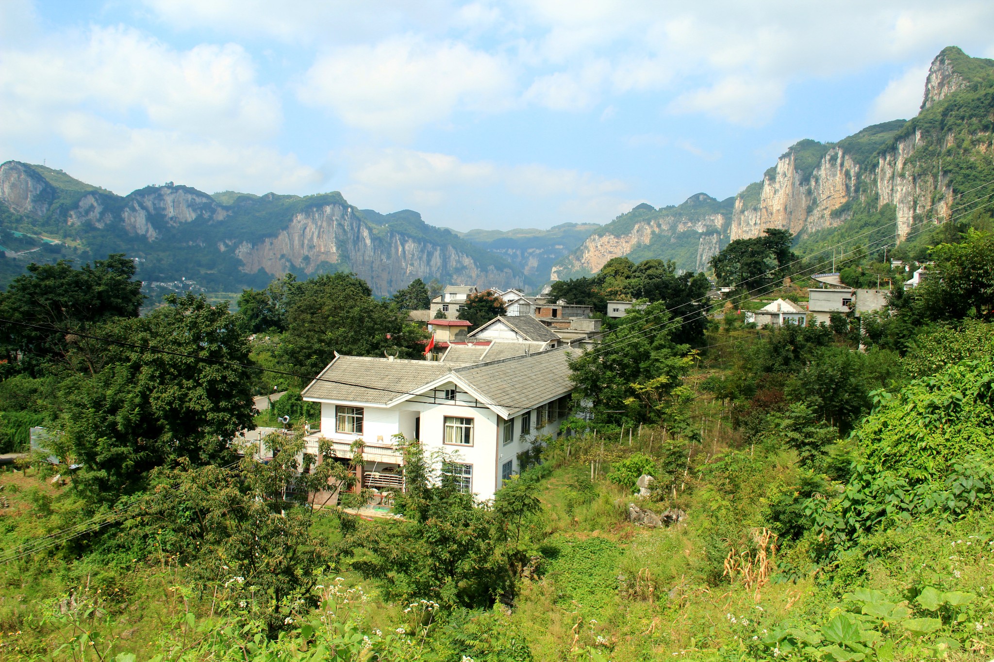 露营乌江源百里画廊——化屋基