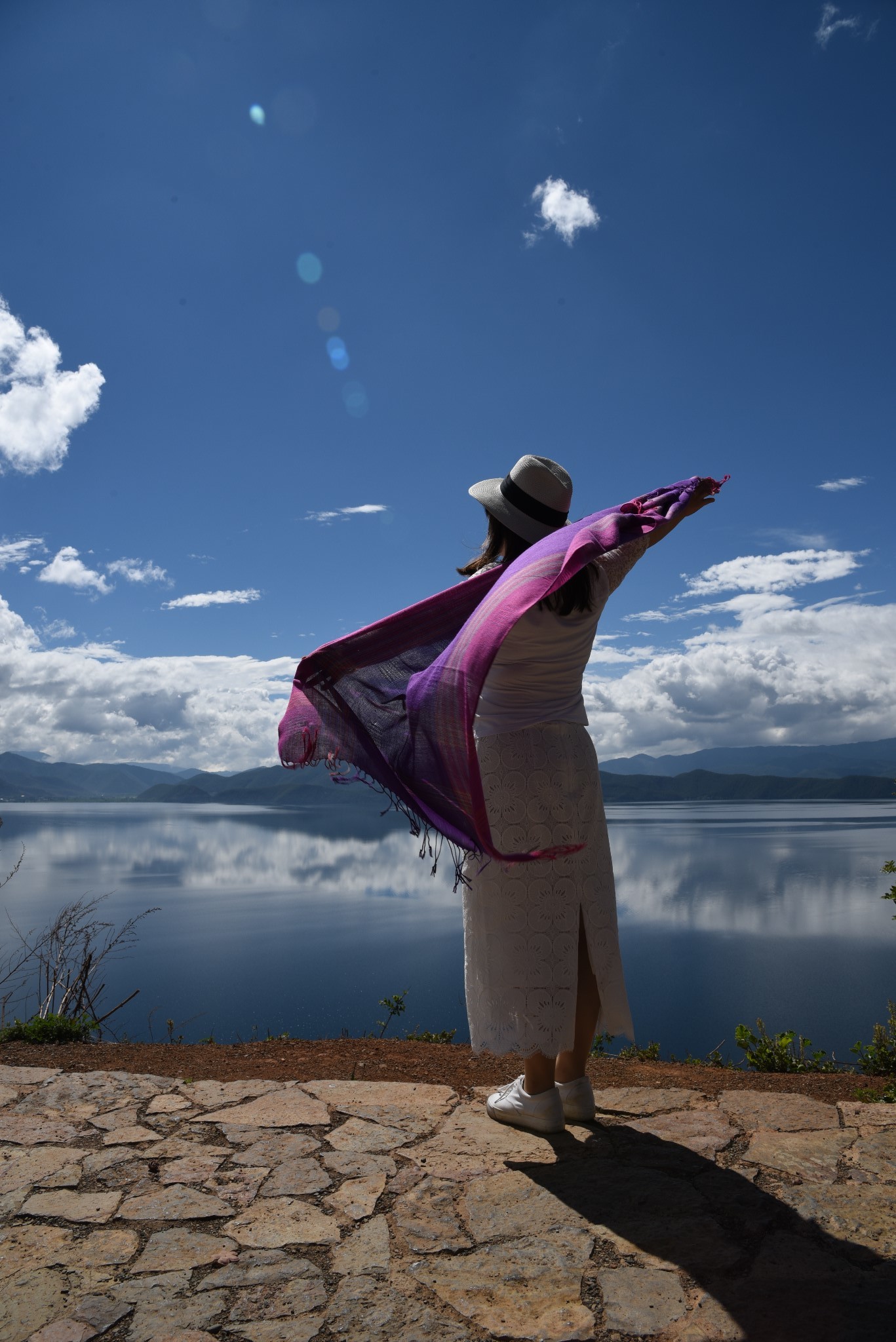 彩云之南丽江格姆女神的眼泪