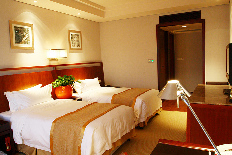 天津瑞景大酒店(标准间 双早-酒店紧邻西横堤地铁站,交通便利)