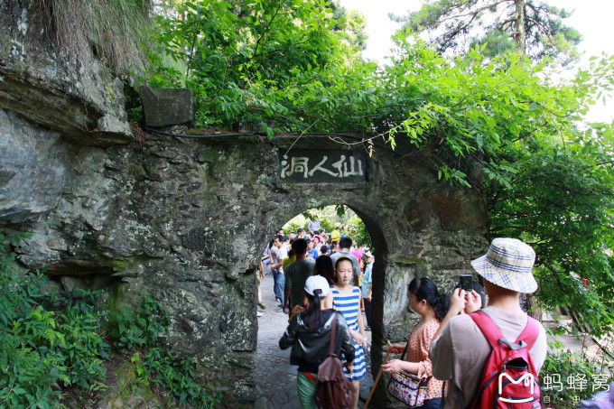 庐山恋电影完整版视频 wKgBZ1jaR36AdlKUABKrTKDJZ_I78.jpeg?imageView2%2F2%2Fw%2F680%2Fq%2F90%7CimageMogr2%2Fstrip%2Fquality%2F90