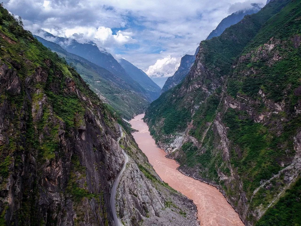 中国极致风光最密集的山脉——横断山脉