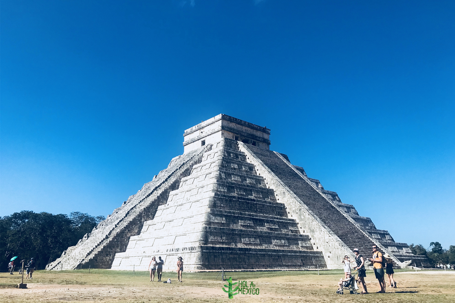 奇琴伊察,世界七大奇迹之一  奇琴伊察(chichenitza)是一座非凡的石头