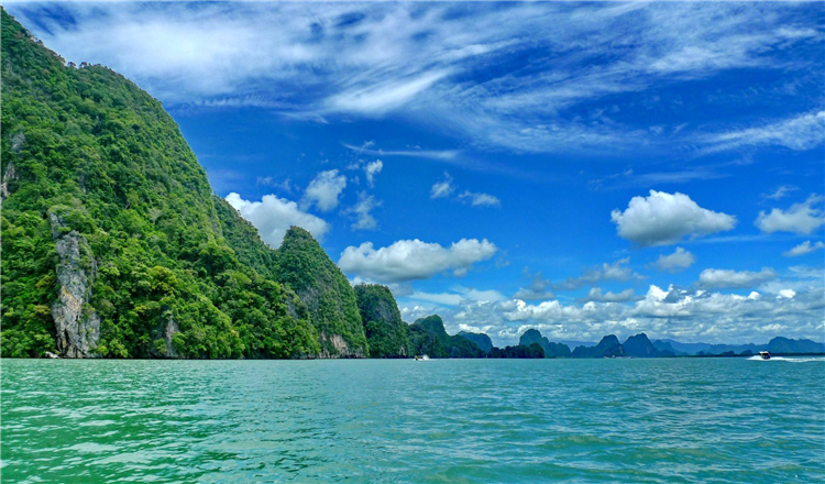 昆明直飞普吉岛6天往返含税机票(免费行李托运 赠送泰国8天电话卡