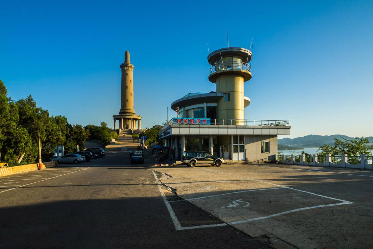 旅顺军港 旅顺潜艇博物馆 白玉山景区 小平岛乘船出海拼车一日游 旅顺