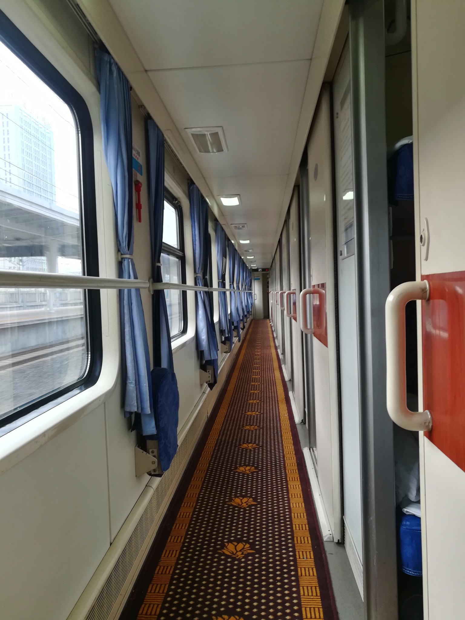 英国卧铺列车:铁轨上的星级住宿体验