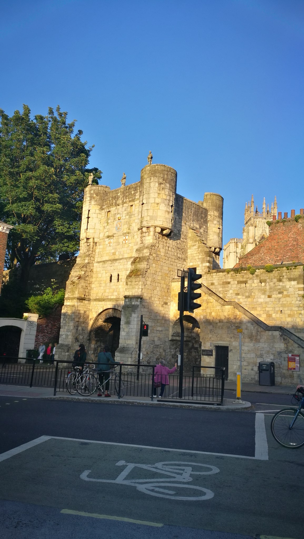 英国16天晒太阳行——伦敦裸骑 西区音乐剧,爱丁堡约克寻找周杰伦