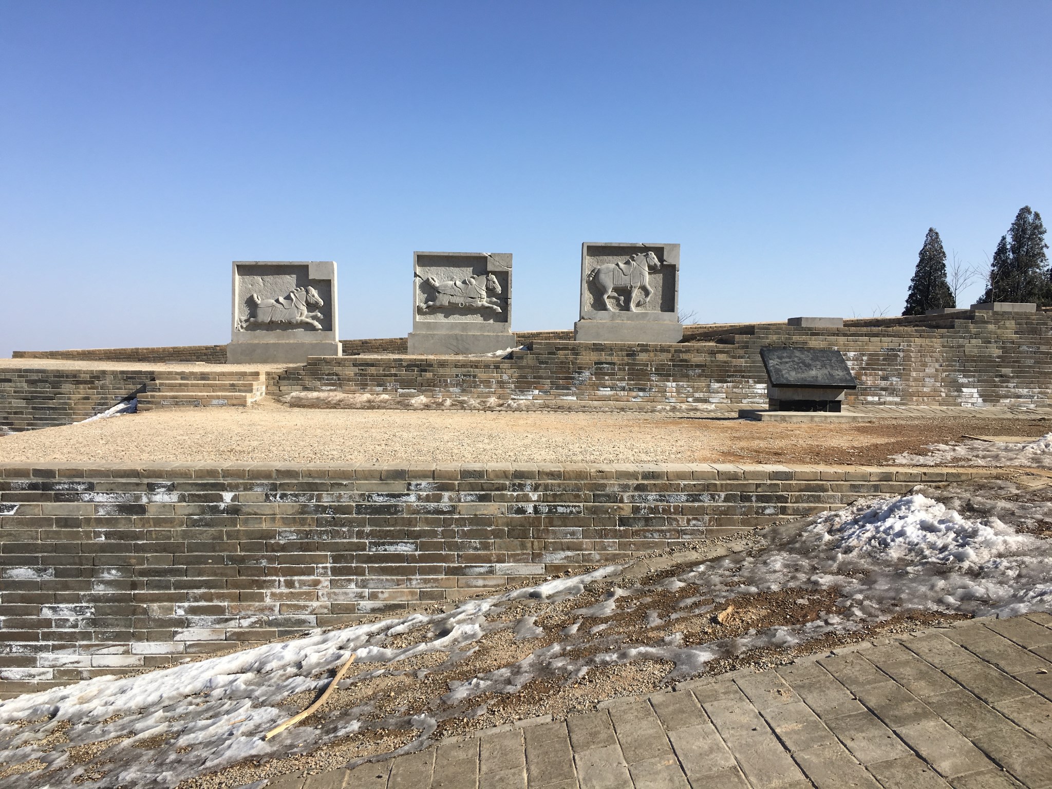 两晋(公元265年-公元420年) 西晋帝陵 唐             (公元618年