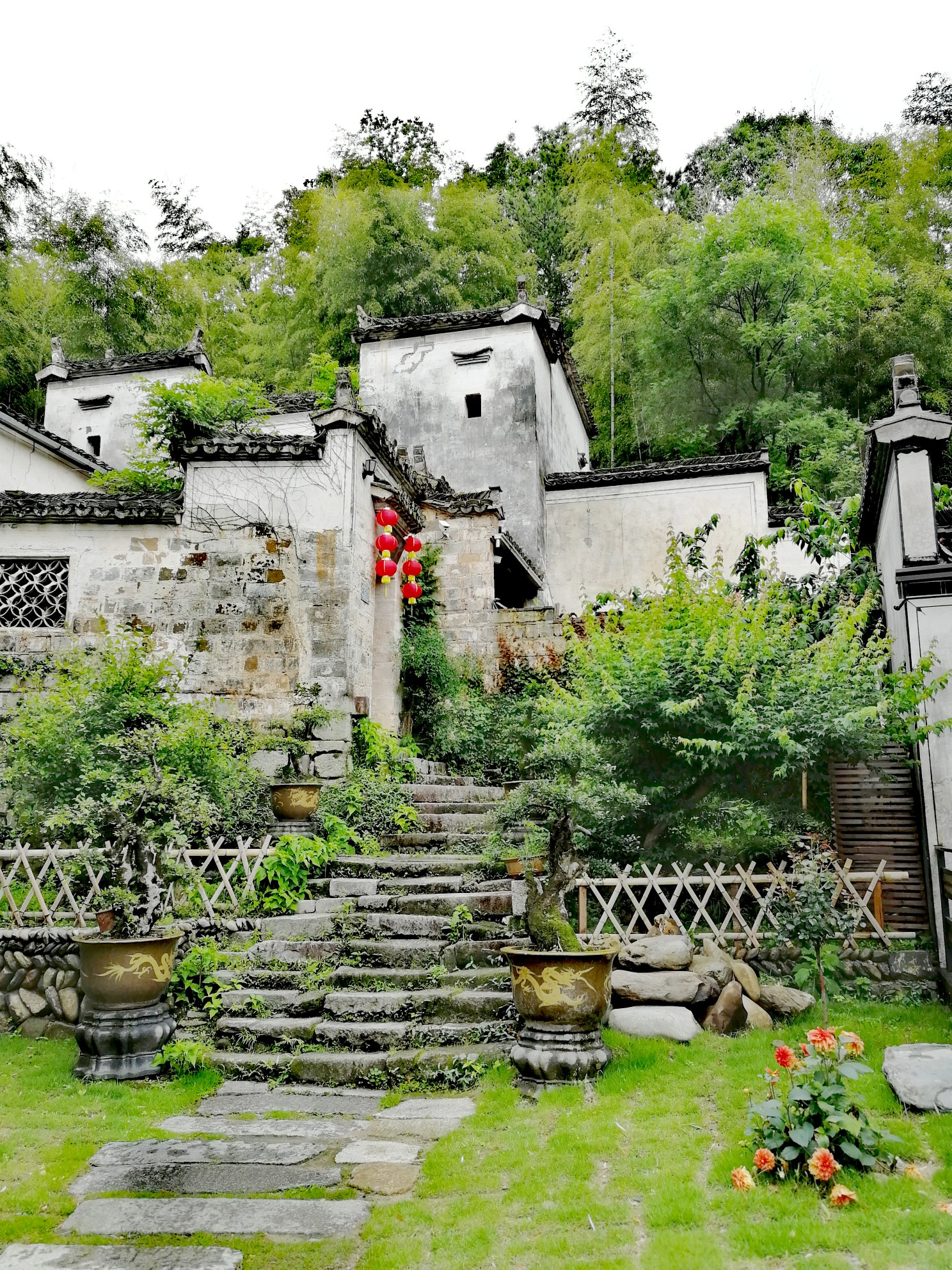 【拉拉郭遊記】帶著爸媽去旅行之煙雨徽州-宏村,黃山