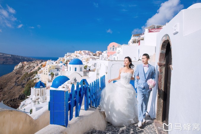 希腊风婚纱_迪丽热巴希腊婚纱图片(2)