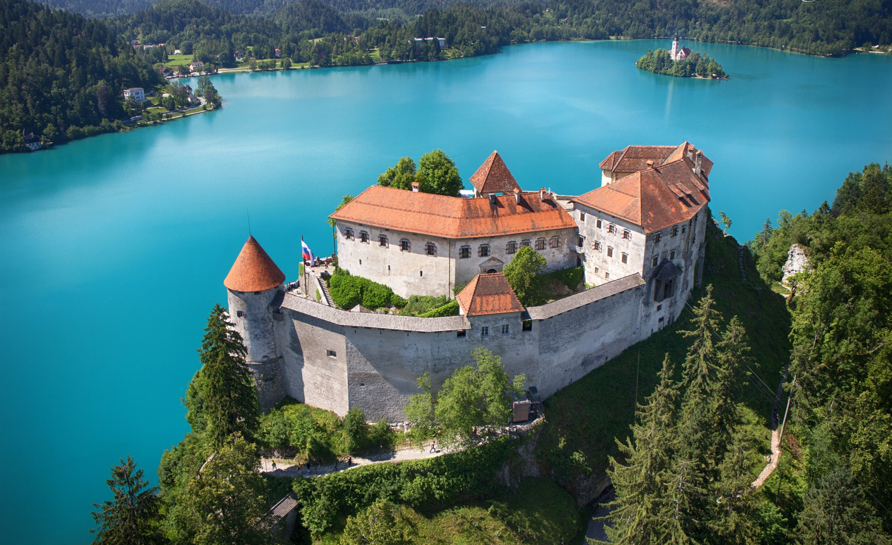 斯洛文尼亚 当地特色体验 布莱德城堡半日游 城堡晚餐(中世纪的野奢