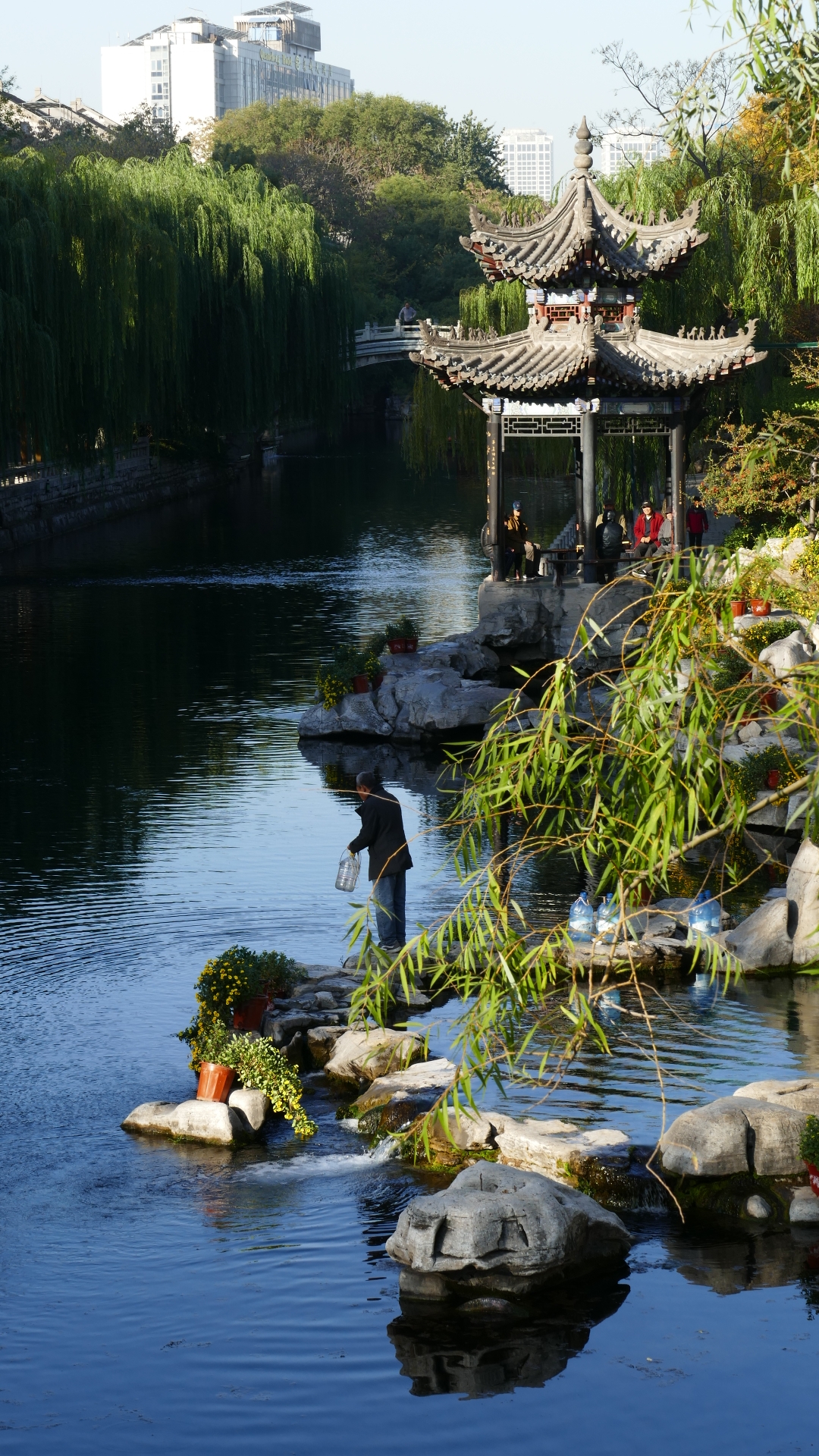 济南白石泉,那些池边汲水的时光