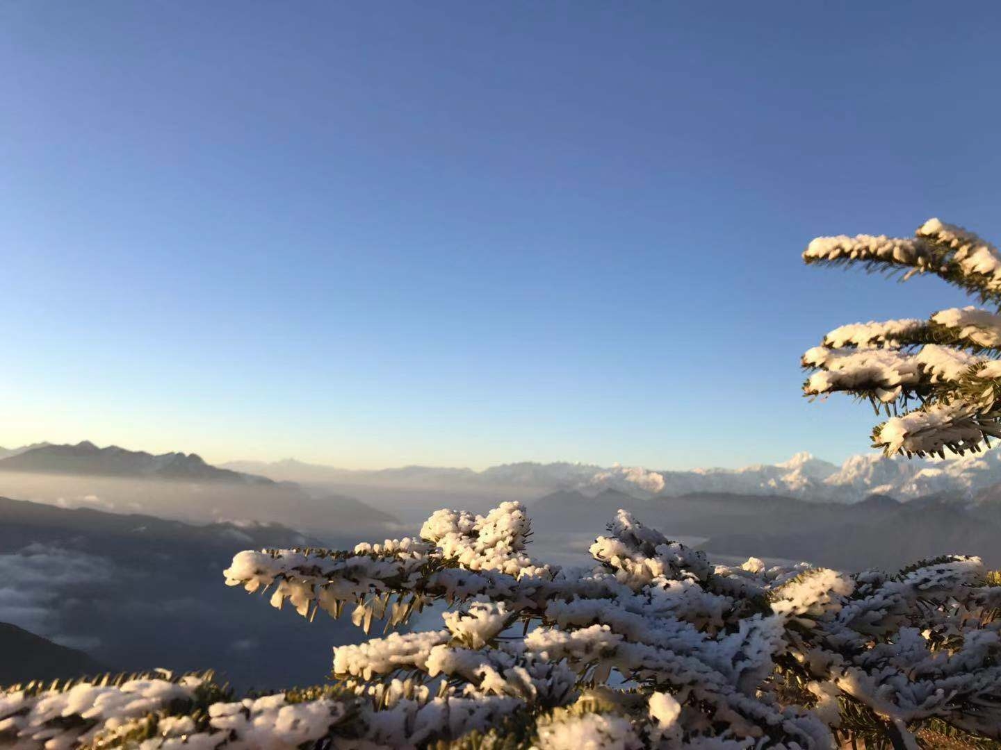 红岩人口_红岩手抄报