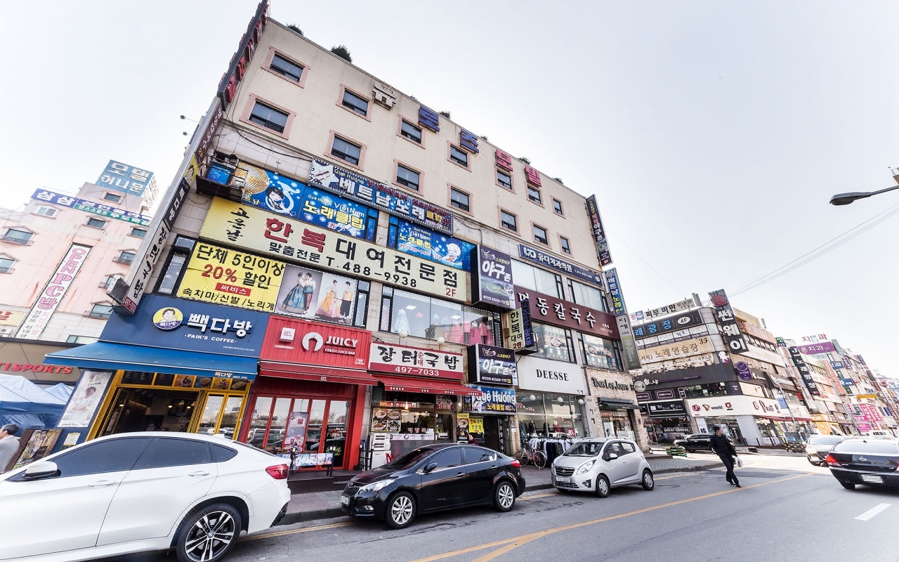 始兴newrose汽车旅馆