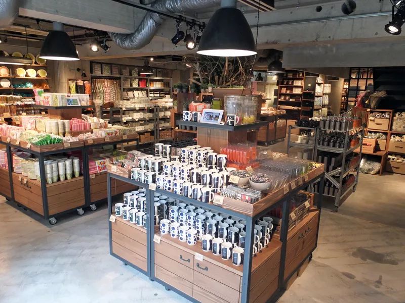 awesome store.(图片来自网络)