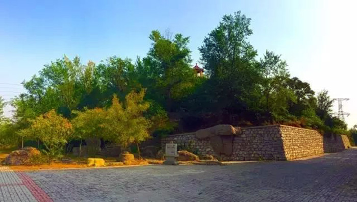 亮甲山战斗遗址