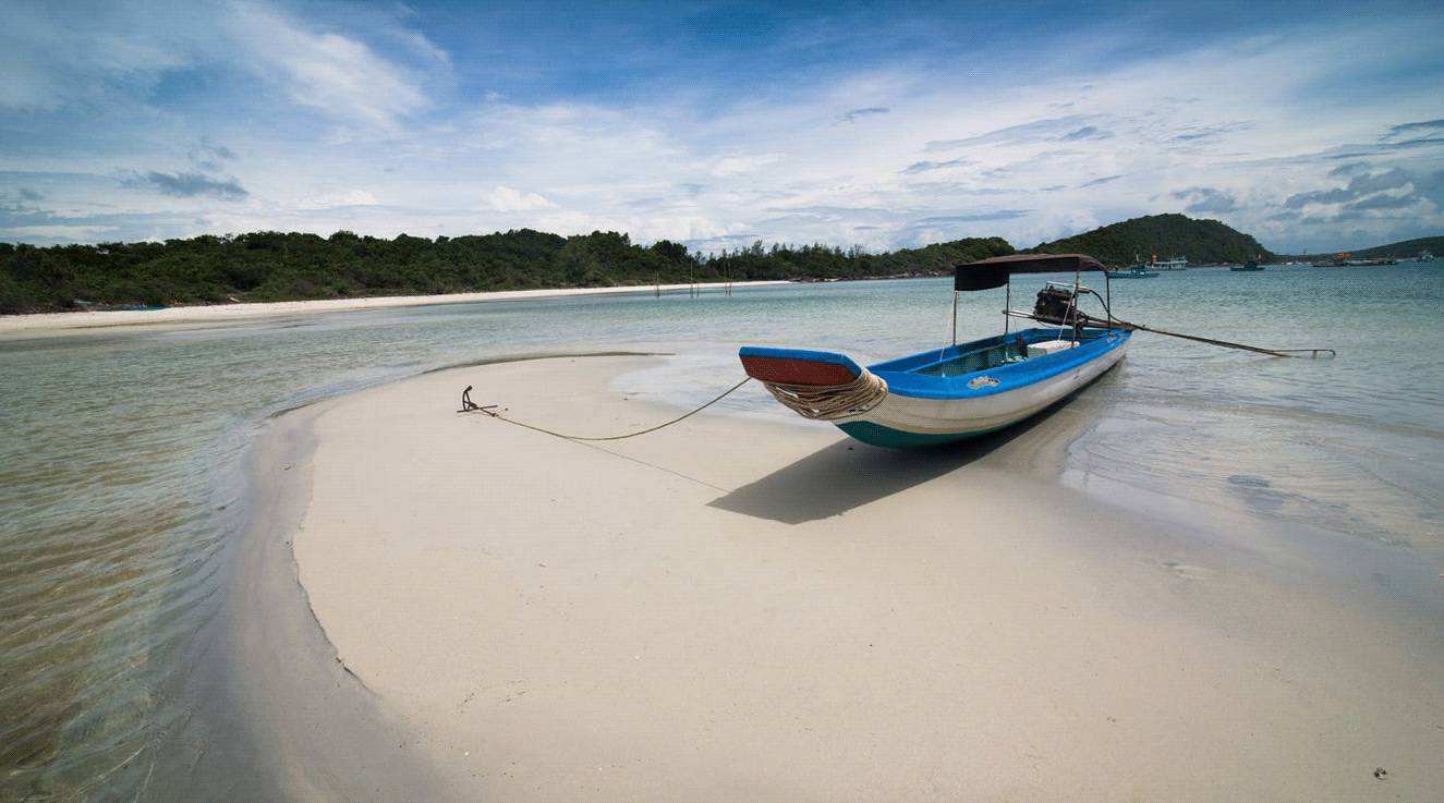 行攻略                     (1)20多公里长的第一长滩(longbeach)