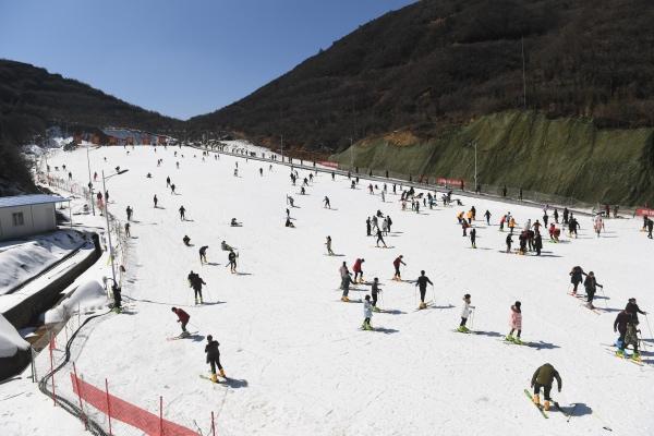 宜春铜鼓七星岭滑雪场景区电子票