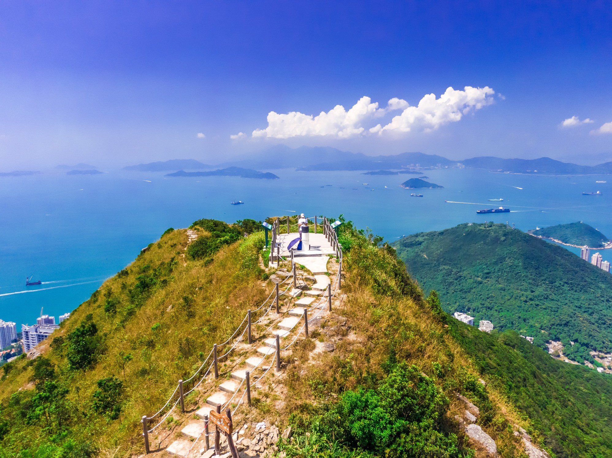 畅游香港岛西高山观景台