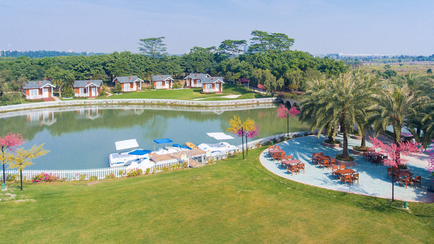 中山迪茵湖湖畔木屋酒店2天1晚 迪茵湖田家舍生态农场 动物园 马术