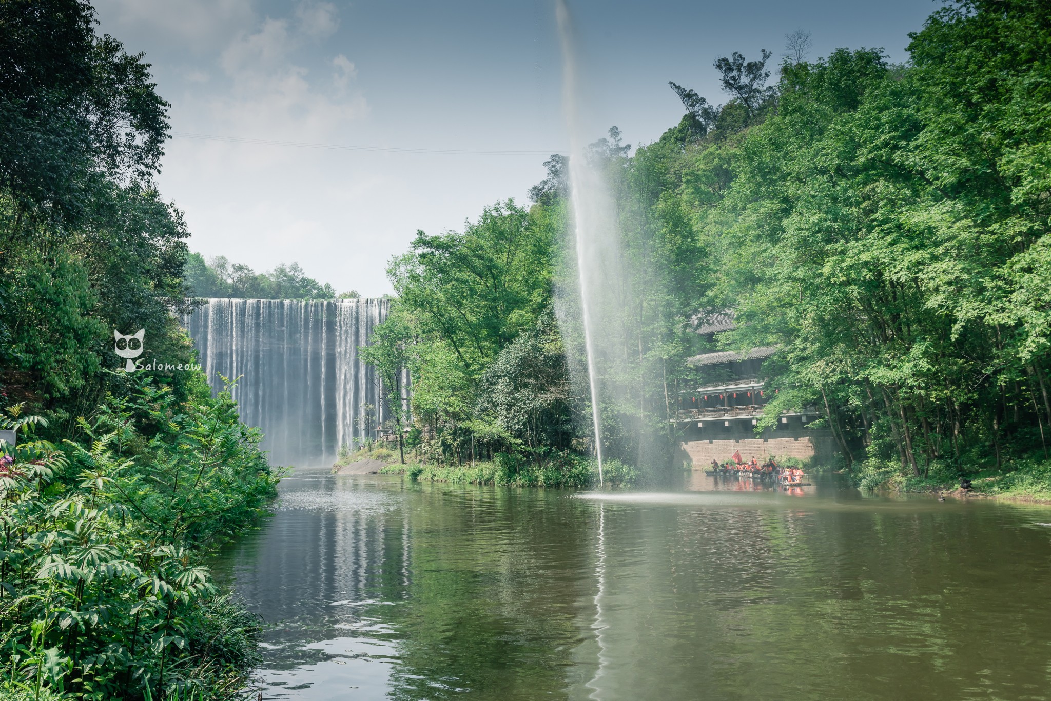 【万州游记】在老街徐徐,飞瀑三千中,寻找江城味道