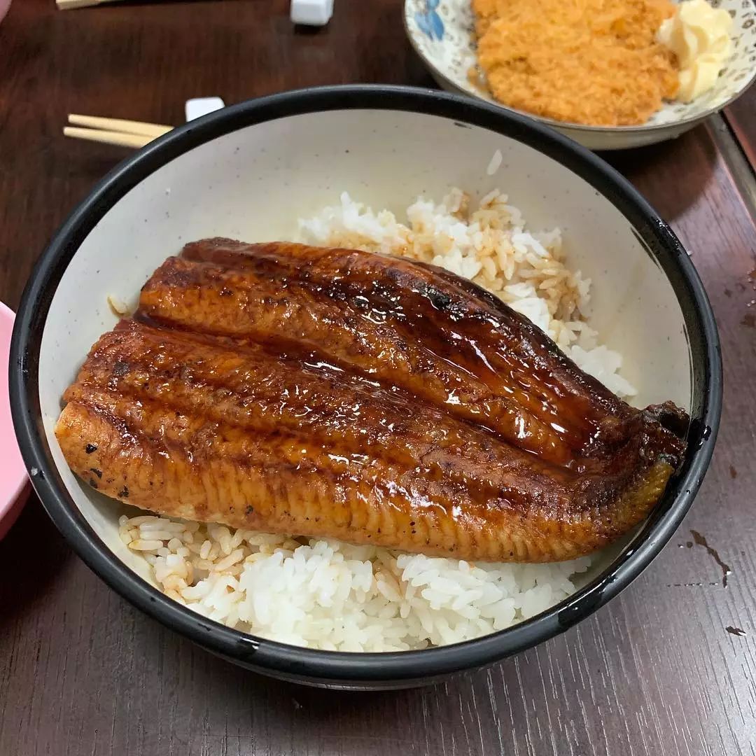 肥美!軟嫩!來香港一定要吃的9種鰻魚飯