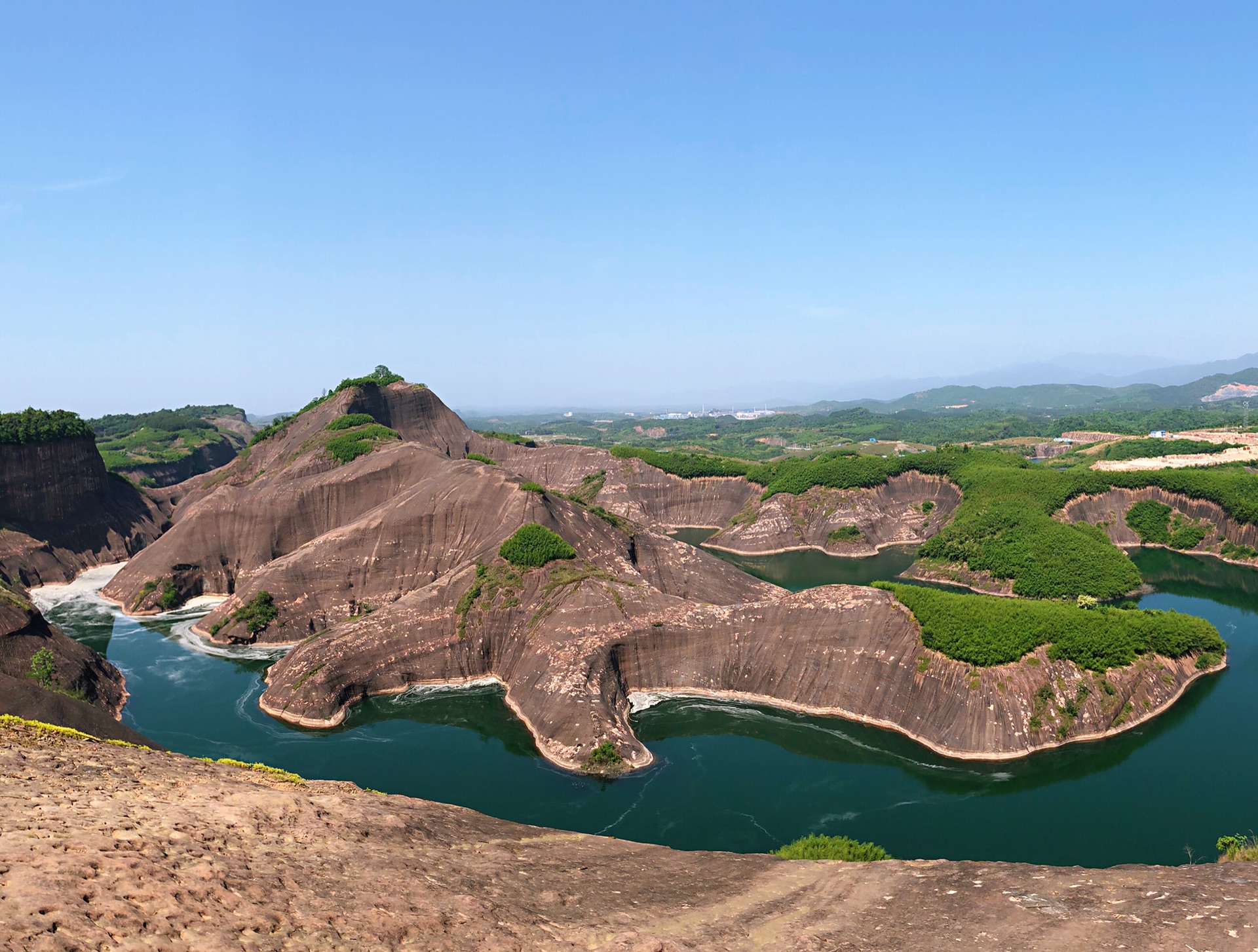 湖南郴州高椅岭(好气派的一只大蜥蜴),雾漫小东江1人2日游-小众景点