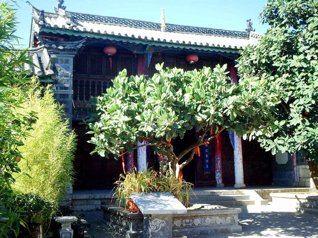 丽江 普贤寺——古城唯一保存完整的汉传佛教寺院