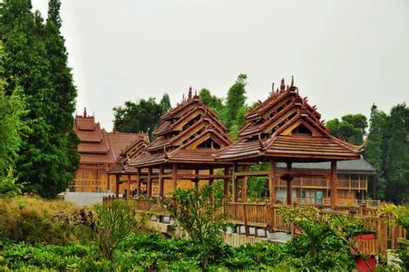 云南旅游攻略景点大全集 wKgEaVyv85eATb-oAACCU7msq2g37.jpeg?imageView2%2F2%2Fw%2F680%2Fq%2F90