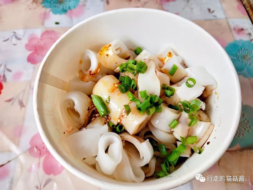 巍山--被称为20年前的大理,这是一座"活着"的古城