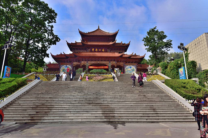 曲靖旅遊攻略|除了油菜花,這些景點也超美