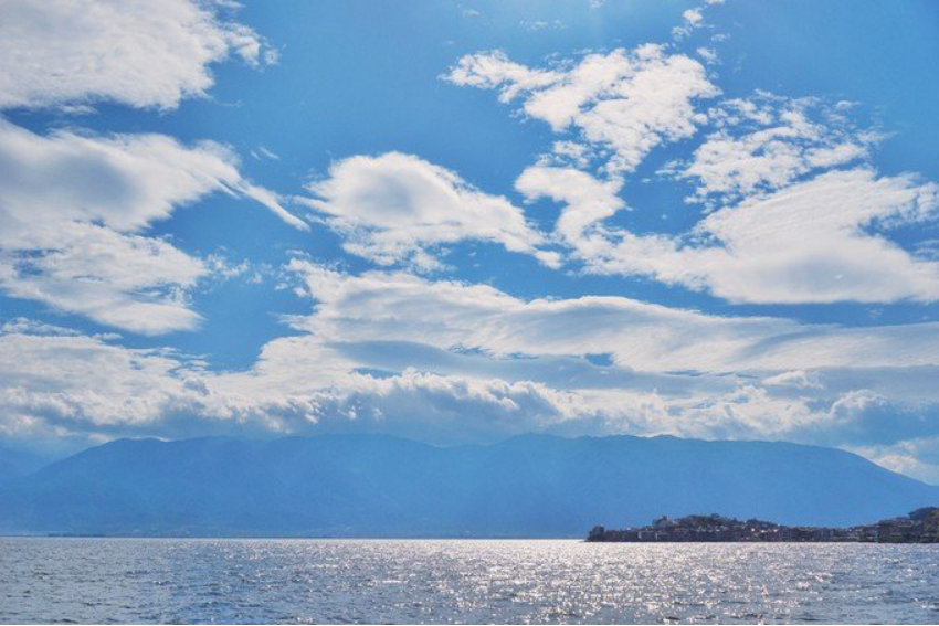 大理旅游攻略@大理网红酒店打卡,旅拍天空之镜体验游记