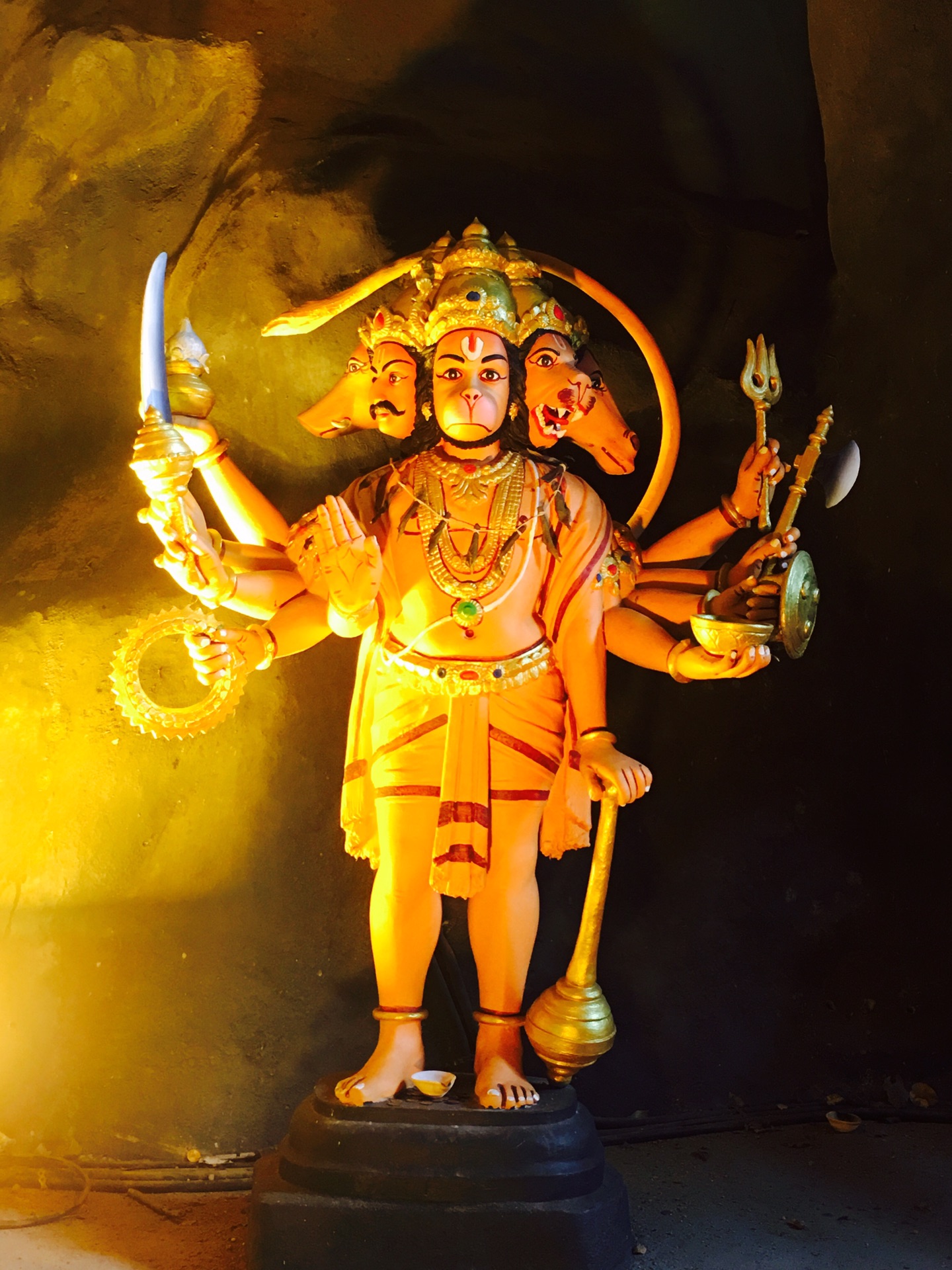 大马(^_^)a金光撒向黑风洞in雪兰莪(一)