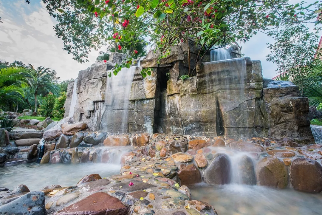 清远黄腾峡天门悬廊玻璃桥2日半自助游(住清新景泉温泉山庄 享无限次
