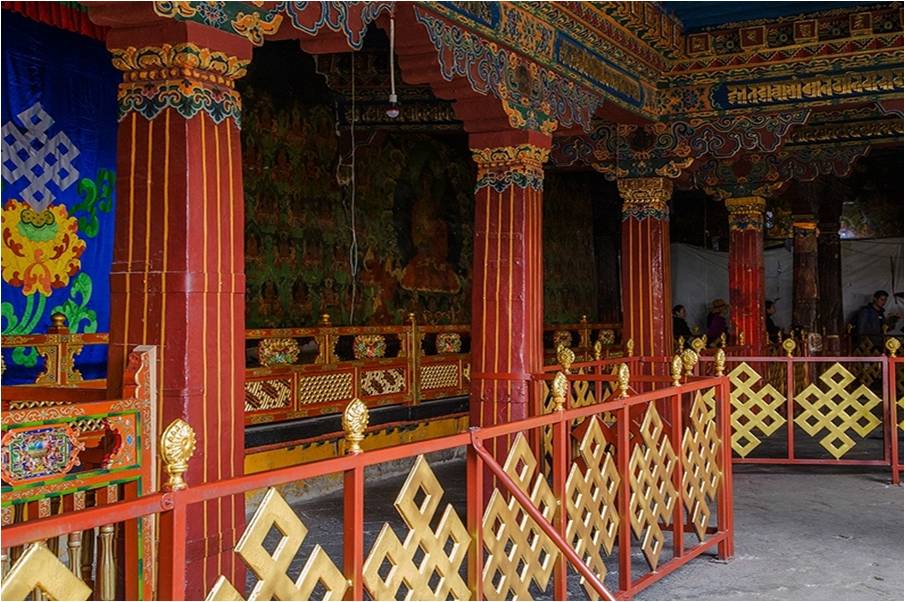               图26  拉萨大昭寺