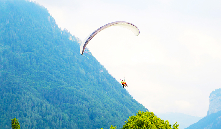 河南洛阳万安山滑翔伞650米起飞赠视频精剪