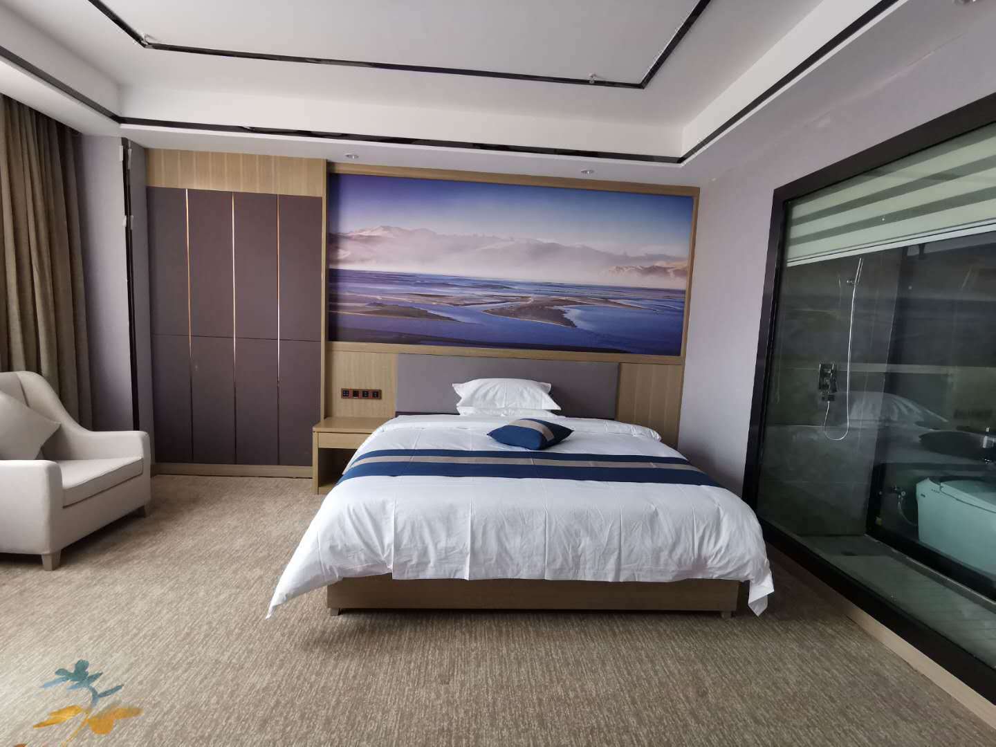 海西大柴旦守信龙之梦大酒店