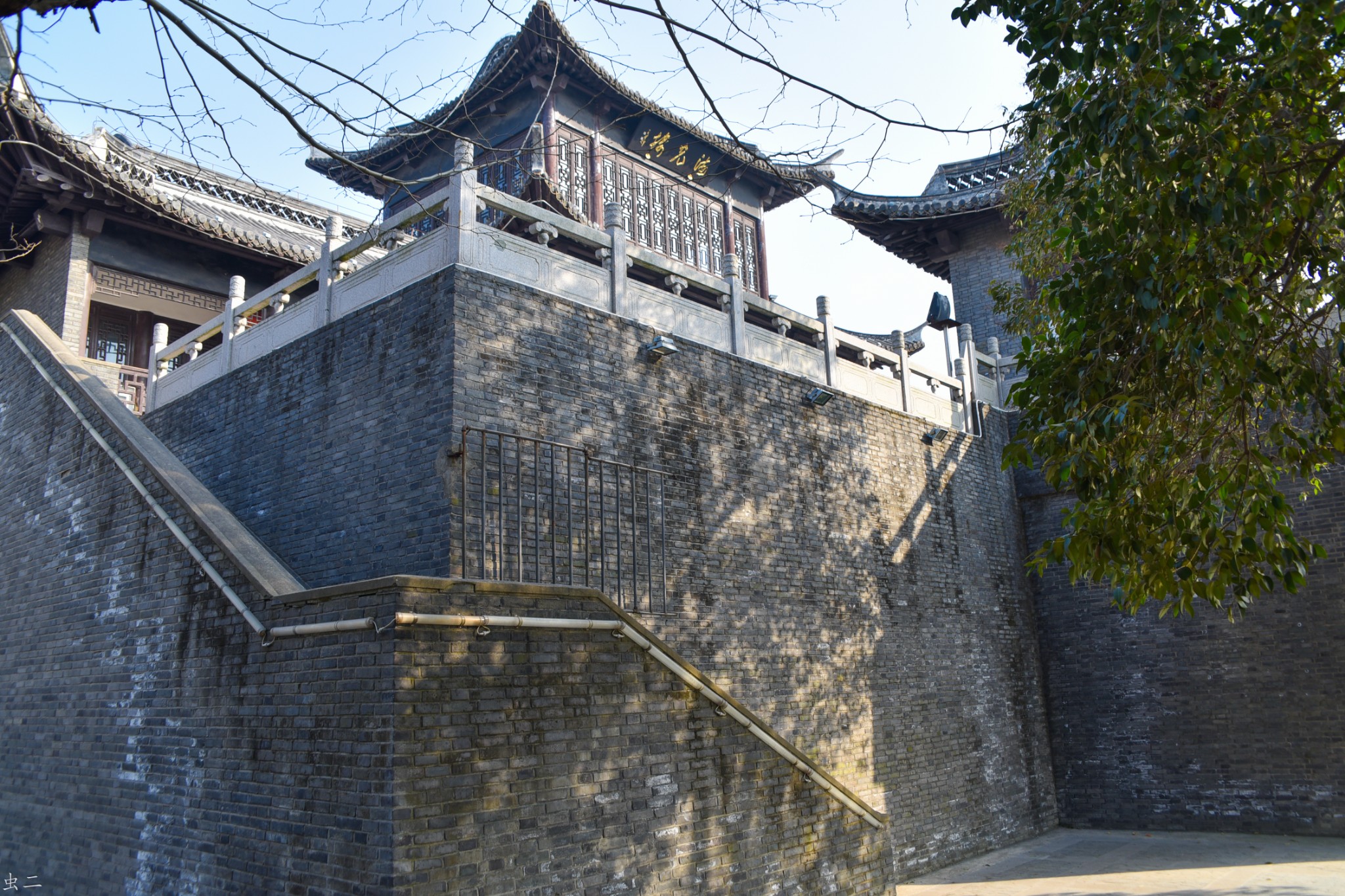 兴化 拱极台