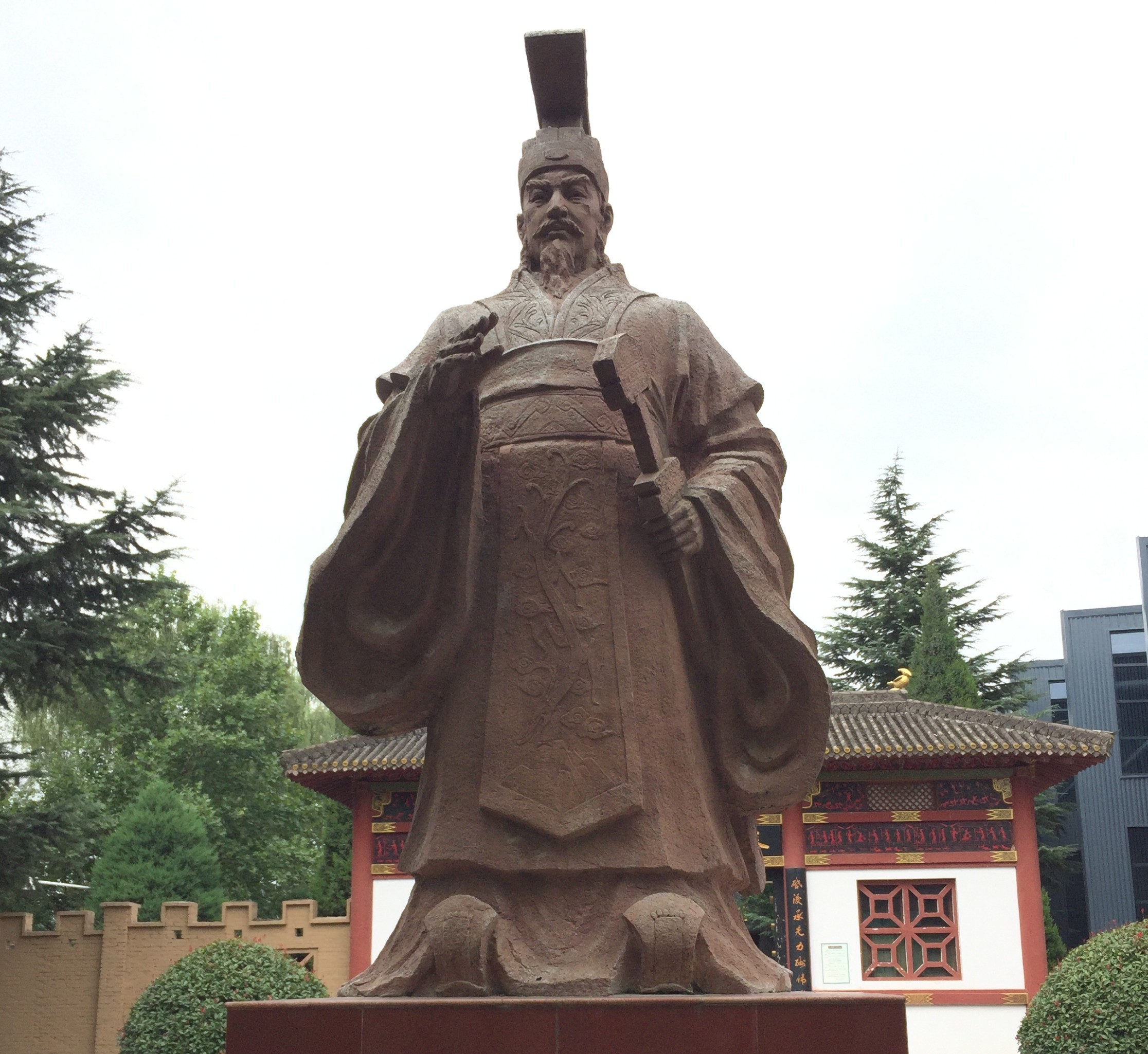 秦公一号大墓旅游攻略