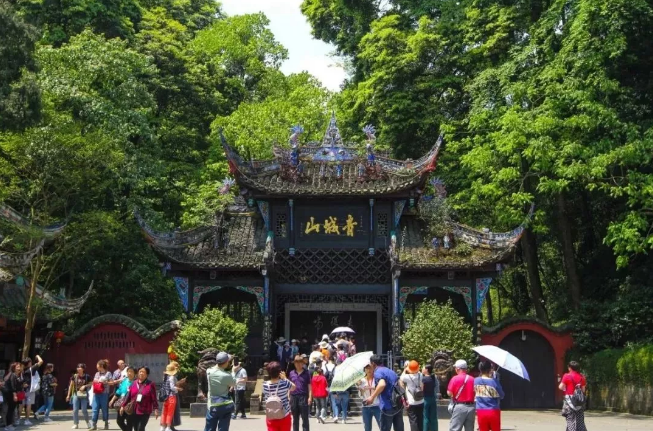 名山多隐士,与诗词遇见山川
