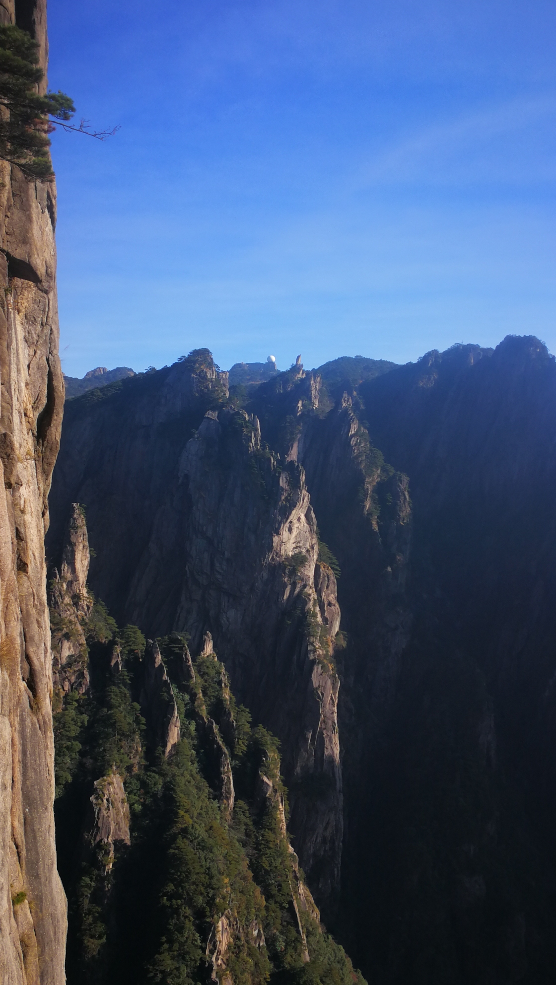 西海大峽谷/一環 白鵝嶺 仙人翻桌 雲谷寺索道/步行登山口 黃山