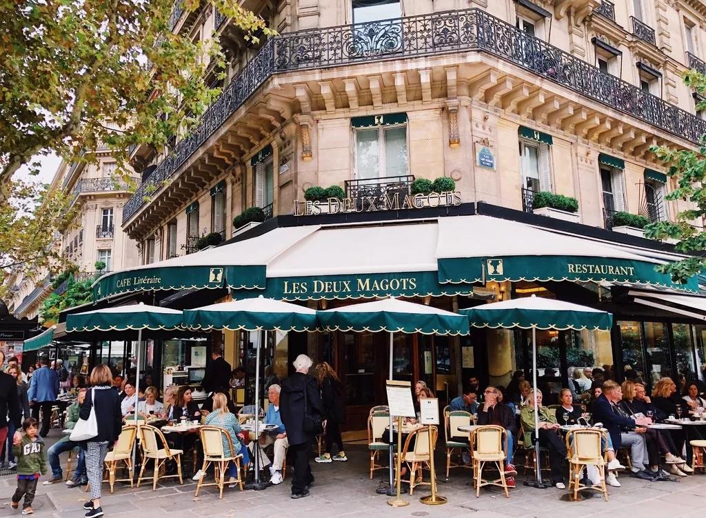 塞纳河左岸:双叟咖啡馆 les deux magots